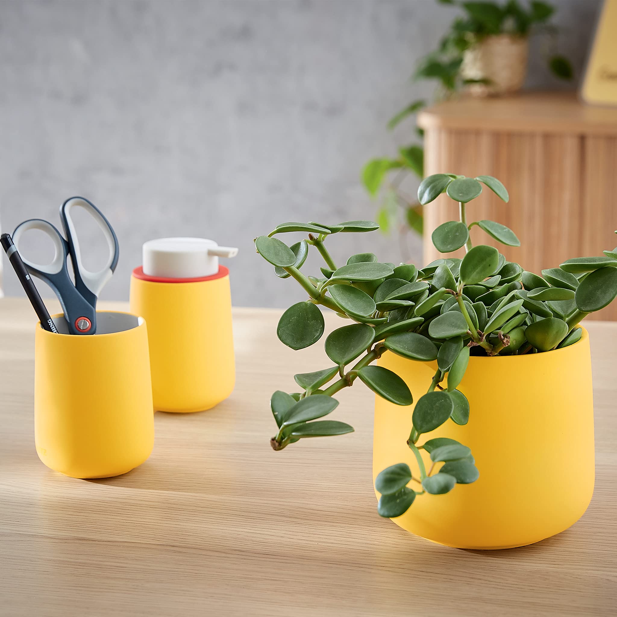leitz-cosy-vaso-in-ceramica-da-interno-143mm-giallo-caldo image 4