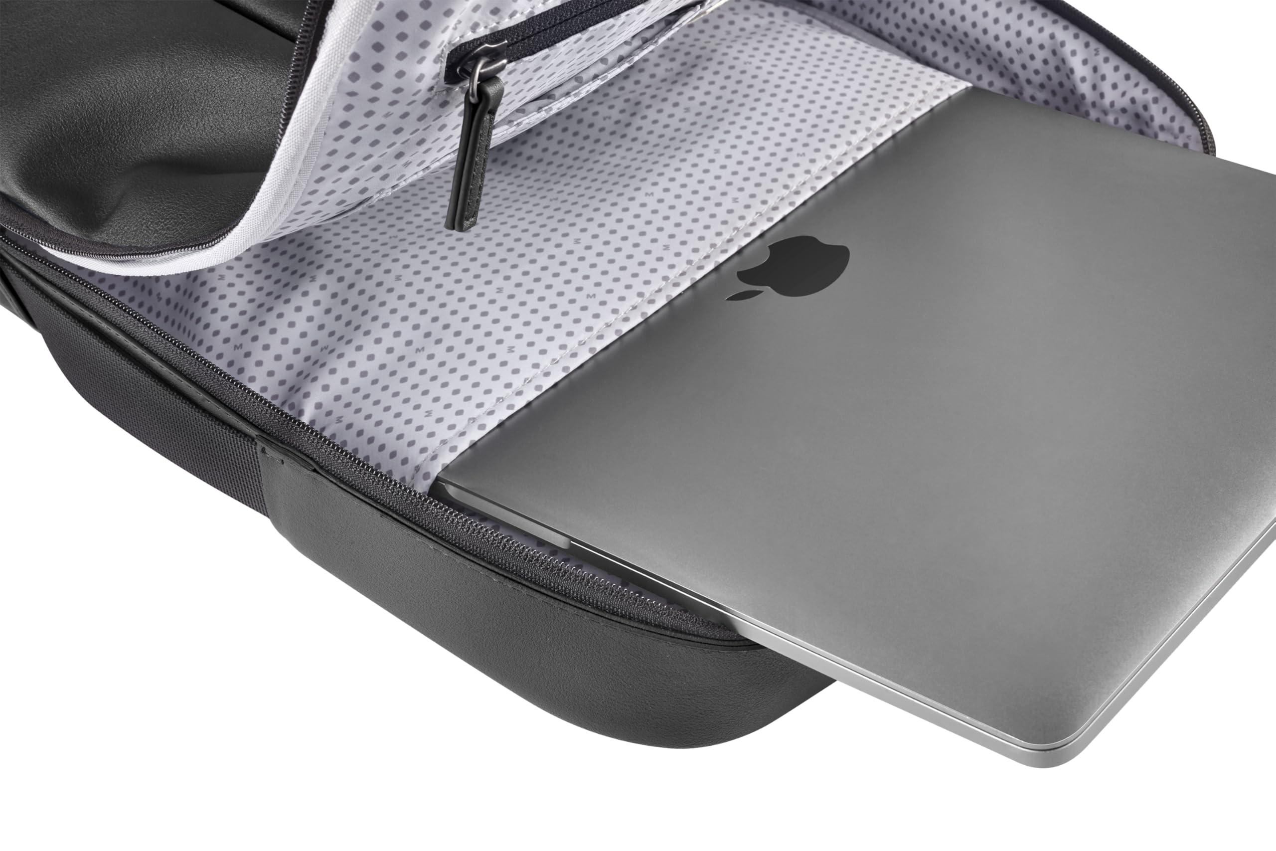 moleskine-classic-pro-professional-vertical-backpack image 6