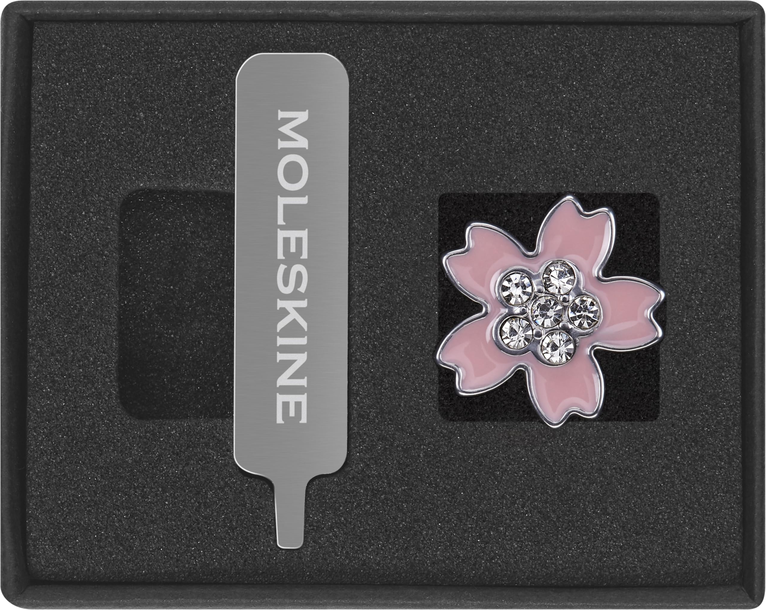 moleskine-pin-sakura-charm-fiore-zinco-28-mm-argento image 1