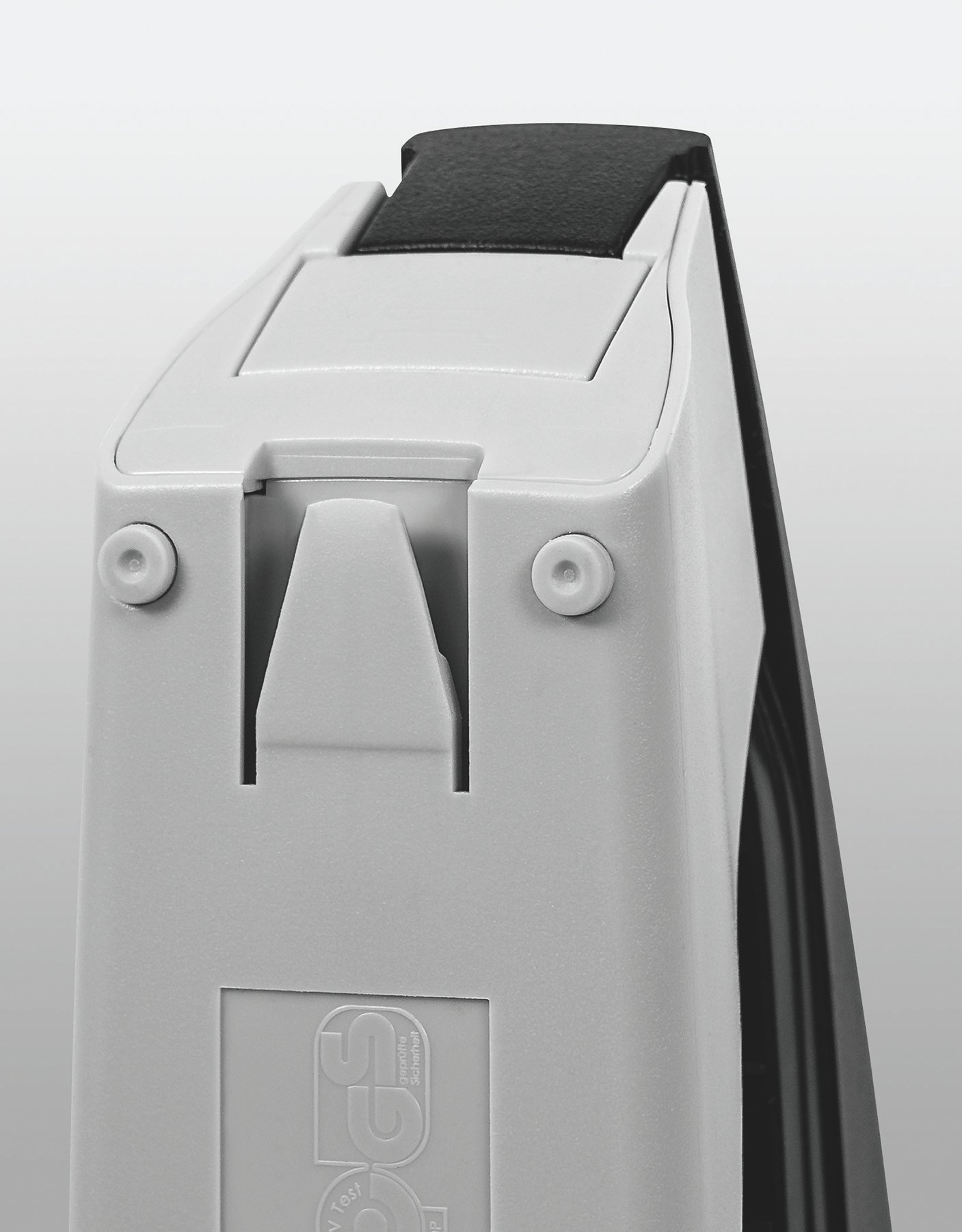 leitz-nexxt-cucitrice-compatta-25-fogli-rossa-200-punti image 3