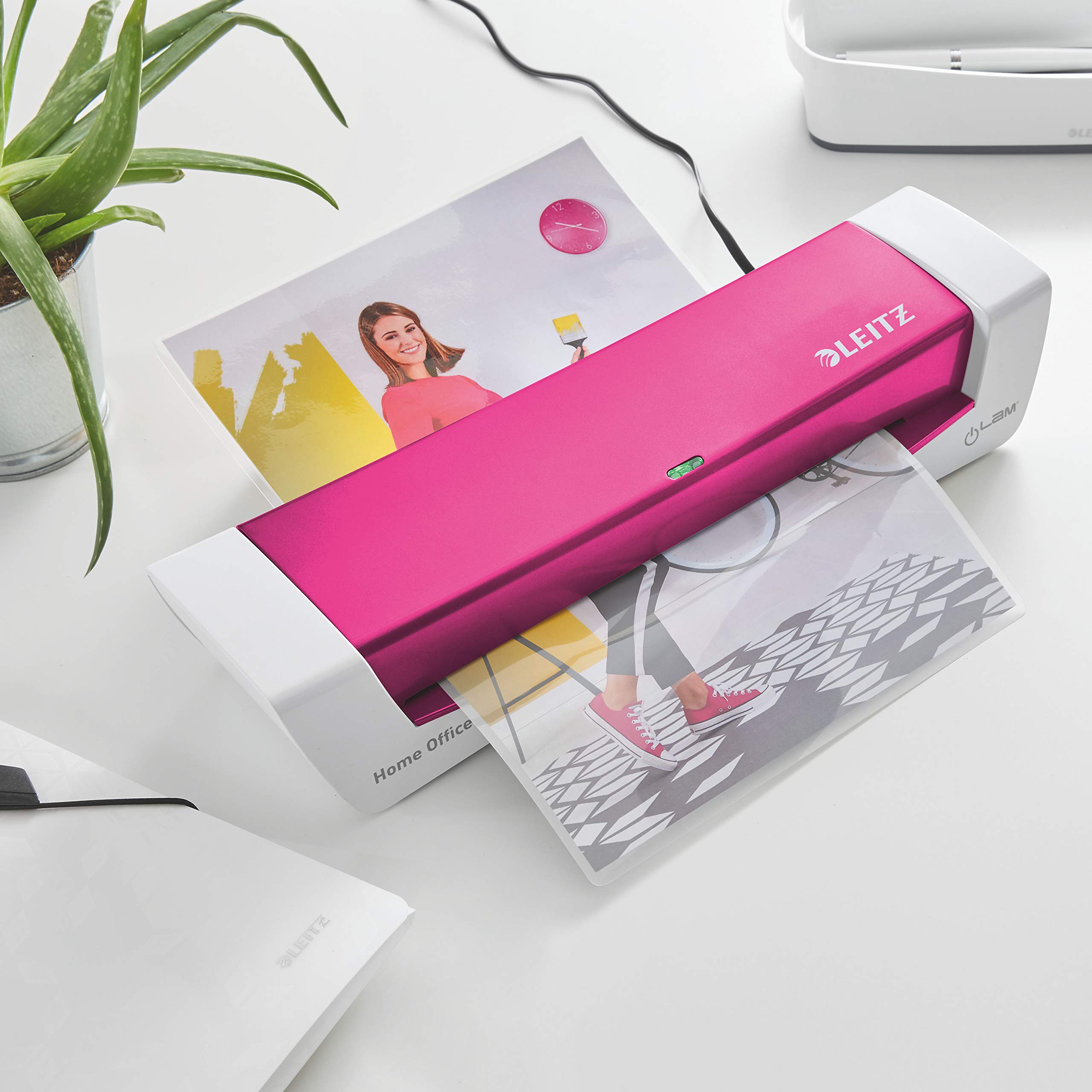 leitz-ilam-plastificatrice-home-office-a4-fucsia-metallizzato image 4