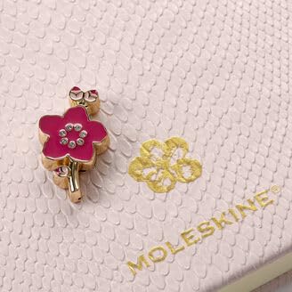 moleskine-pin-sakura-spilla-argento-in-lega-di-zinco-per-taccuino image 5