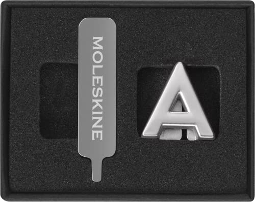 moleskine-pin-lettera-a-argento-per-taccuino-e-agenda image 5