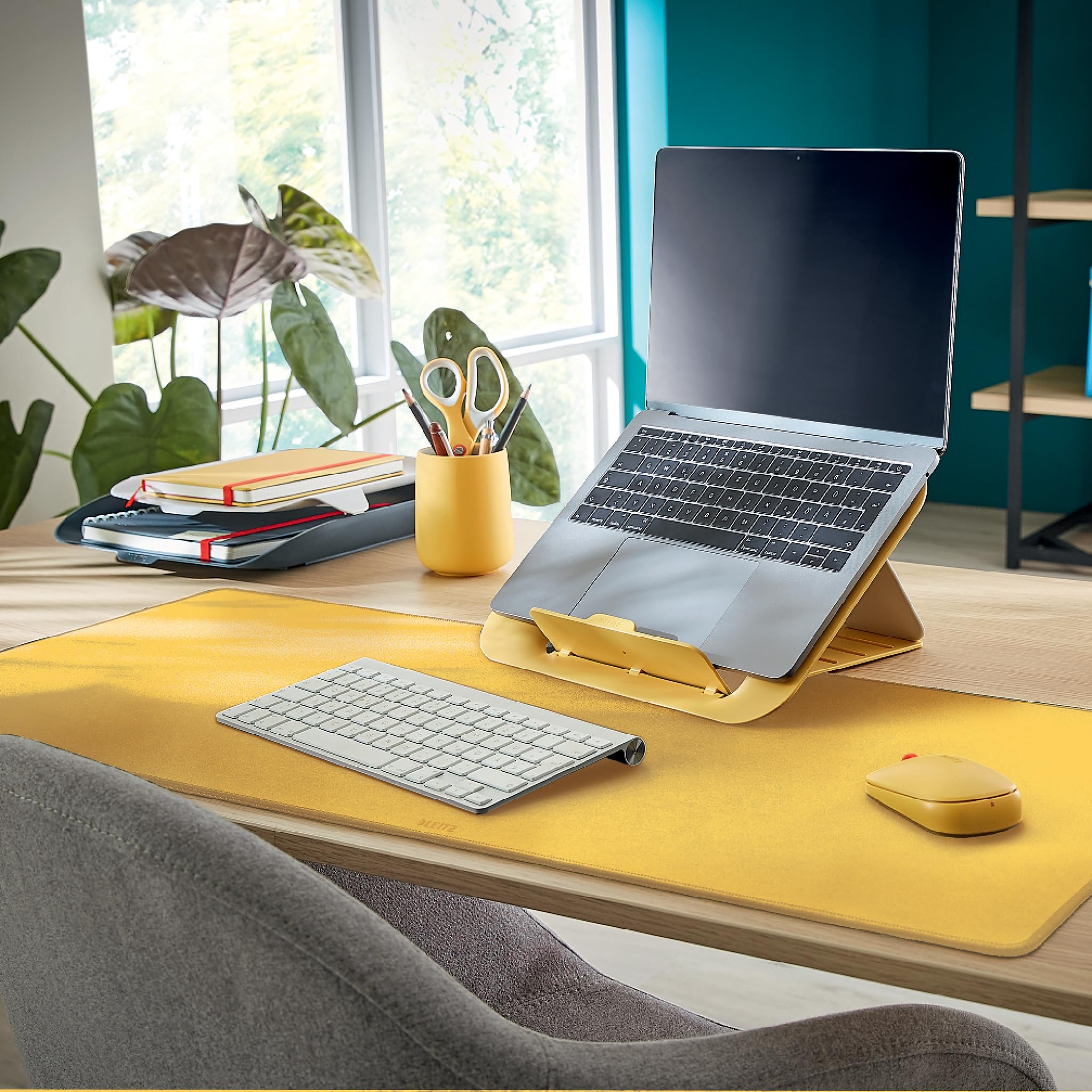 leitz-ergo-cosy-tappetino-scrivania-80x40-cm-giallo-caldo image 5